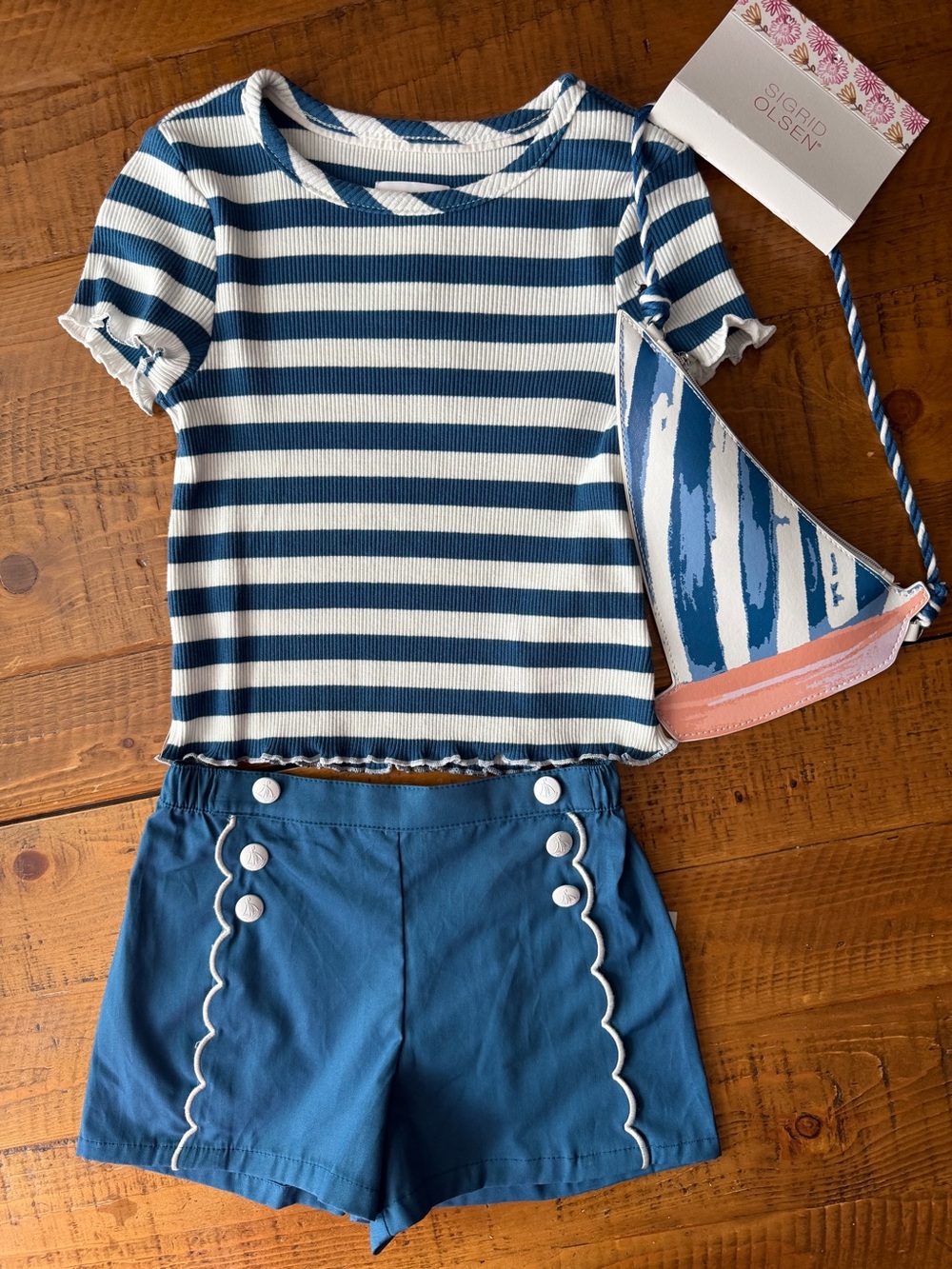Girls Nautical/beach outfit Striped Ribbed Tee with Blue Scalloped shorts